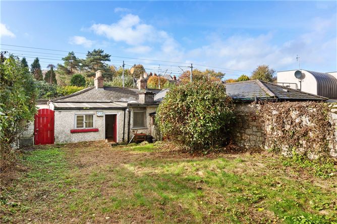 2 Railway Cottages, Sandymount, Dublin 4