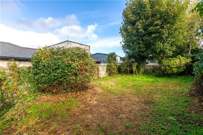 2 Railway Cottages, Sandymount, Dublin 4