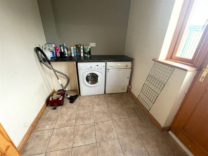 14 COIS ELVA, ST. BRENDANS ROAD, Lisdoonvarna, Clare