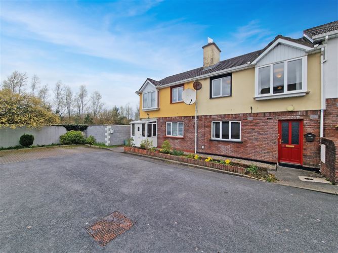 17 Dun Na Hinse, Lahinch Road, Ennis, Co. Clare