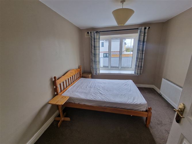 17 Dun Na Hinse, Lahinch Road, Ennis, Co. Clare