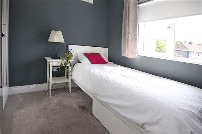 90 Kincora Grove, Clontarf,   Dublin 3