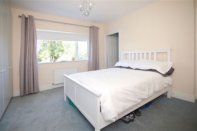 90 Kincora Grove, Clontarf,   Dublin 3