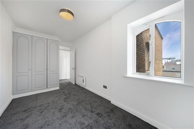 58 The Weavers, South Earl Street, Dublin 8