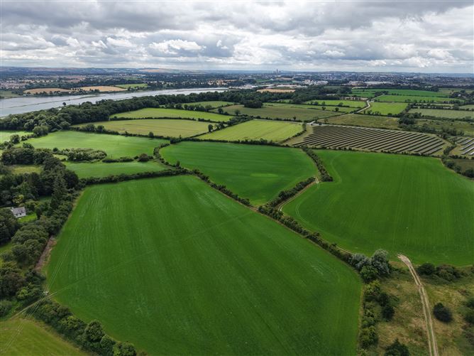 Banktown, Baltray, Louth
