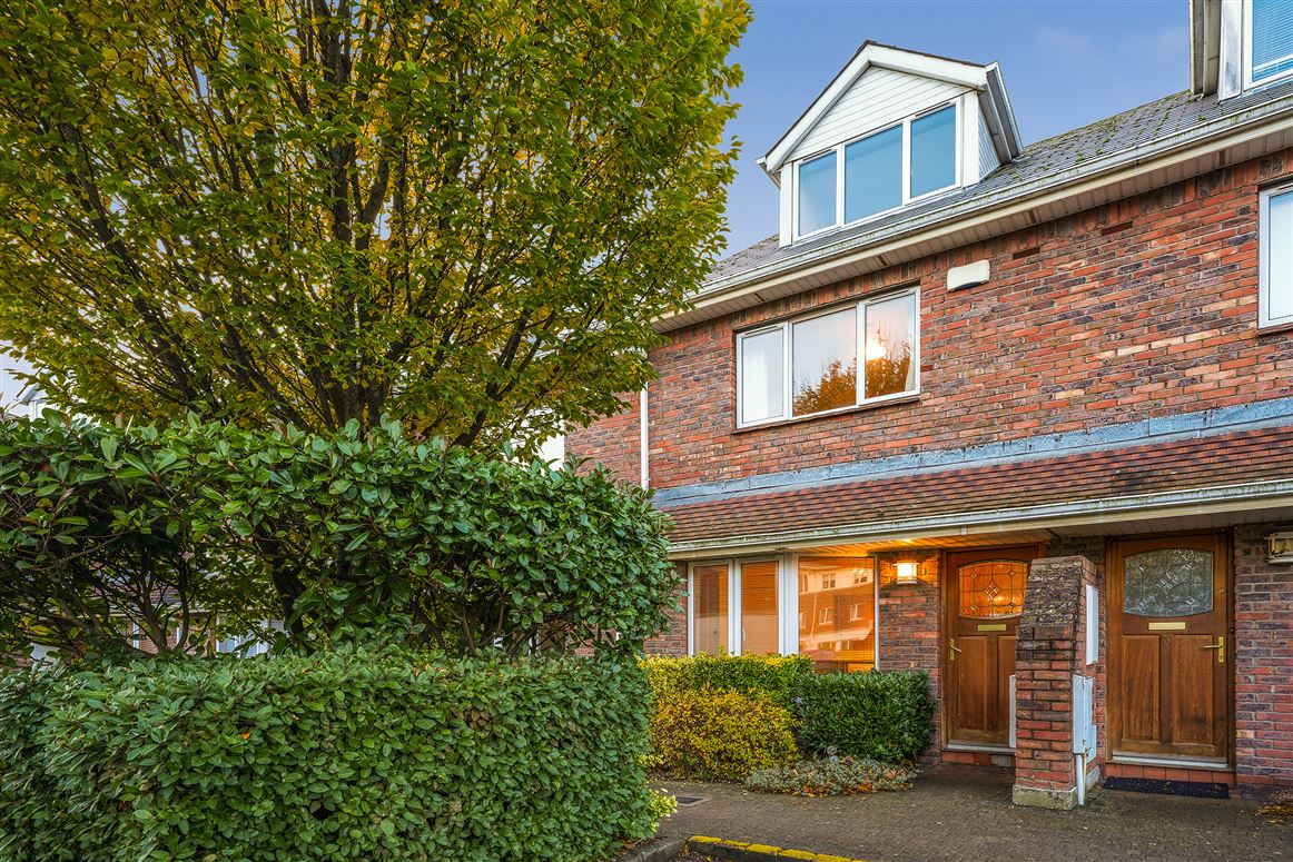 4 HAMPTON SQUARE, Navan Road, Dublin 7