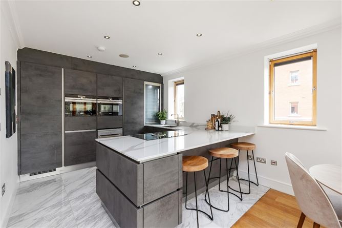 4 Hawthorn House, Farmleigh Avenue, Castleknock, Dublin 15