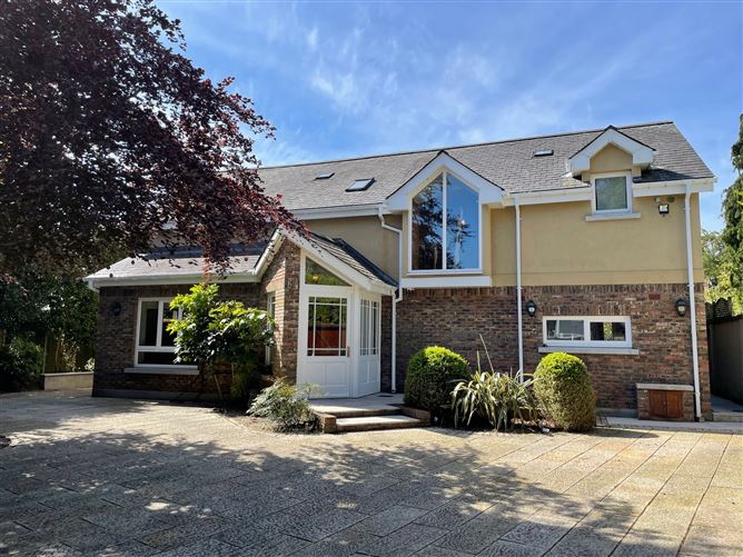 https://photos-a.propertyimages.ie/media/6/8/7/4997786/d4981283-aa4e-44a0-b0f7-55f26e7a05bb_l.jpg