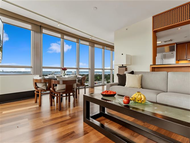 Atlantic at the Horizon,Miami Beach,Florida,USA