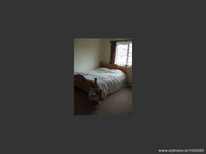 Photo 9 of 11 — 113 Grange Hall, Dunshaughlin, Co. Meath
