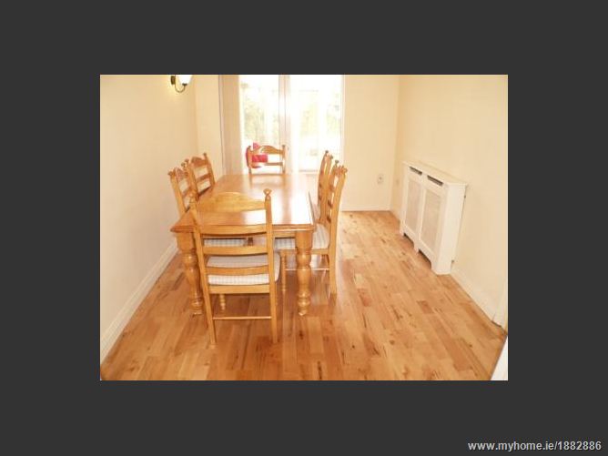 19 Ash Park Heath, Lucan, Co. Dublin