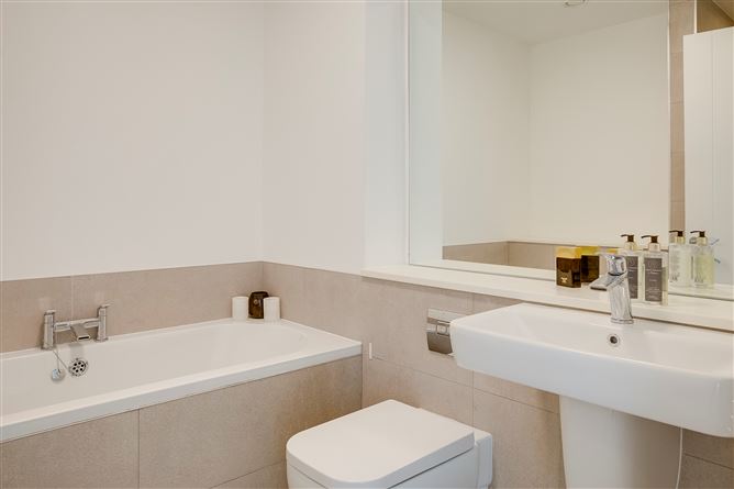 52 The Avenue, Scholarstown, Rathfarnham, Dublin 16