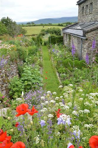 Robins Farm, Knocknaboolagh, Killorglin, Co. Kerry