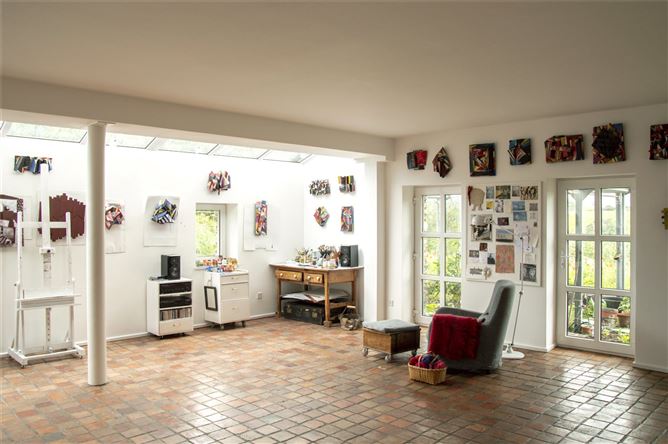 Robins Farm, Knocknaboolagh, Killorglin, Co. Kerry