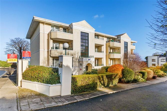 Main image for 13 Rockwell Cove, Blackrock, County Dublin