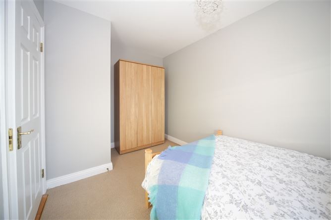 2 Higgins Park, Portlaoise, Co. Laois