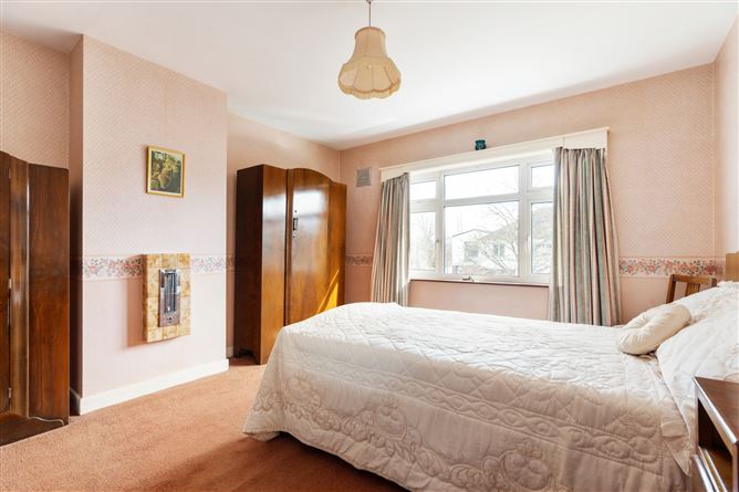 4 Serpentine Park, Sandymount, Dublin 4