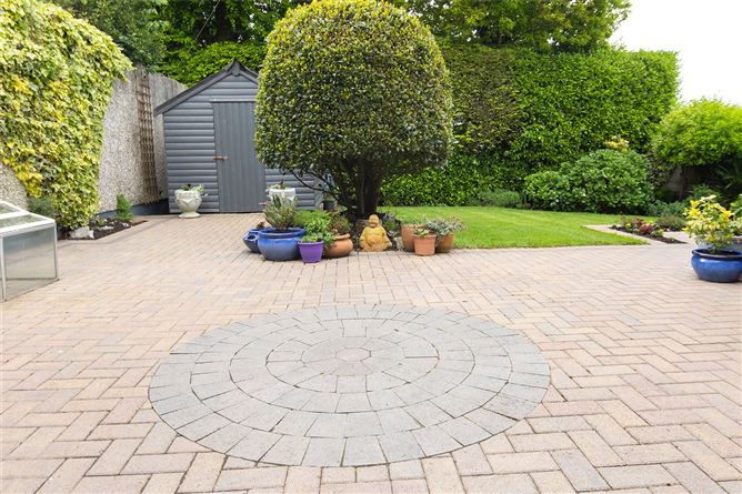 11 Manor Close, Thornbury Heights, Rochestown, Co. Cork