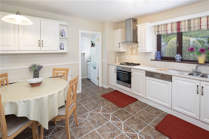 11 Manor Close, Thornbury Heights, Rochestown, Co. Cork