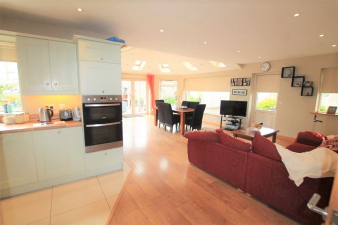 2A Hillcrest View, Lucan, Dublin