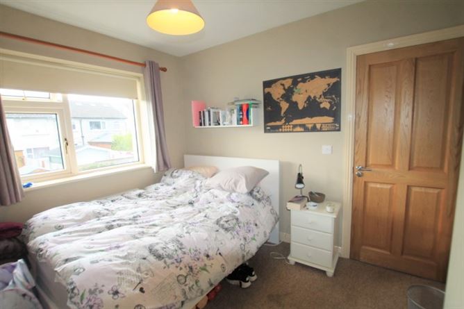 2A Hillcrest View, Lucan, Dublin
