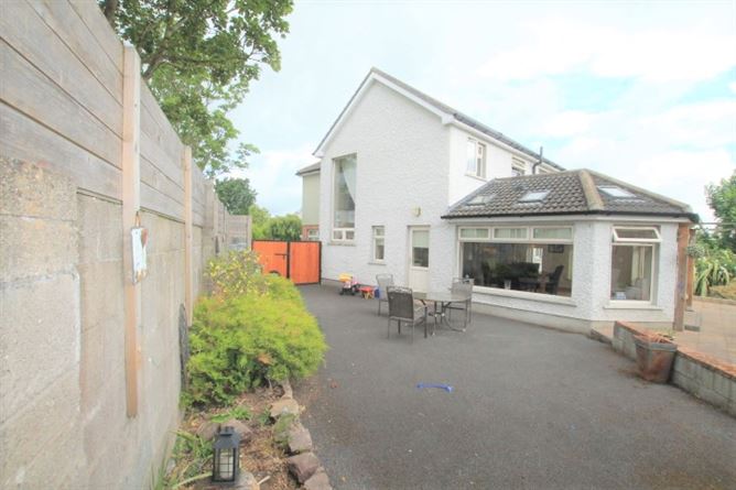 2A Hillcrest View, Lucan, Dublin