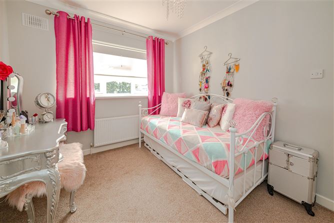 23 Abbeywood Avenue, The Oaks, Lucan, Dublin