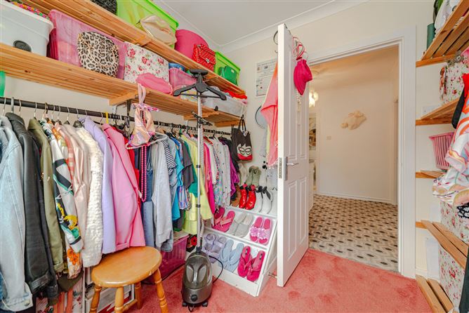 23 Abbeywood Avenue, The Oaks, Lucan, Dublin