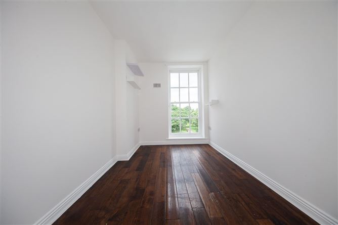 Apartment 39, 52 Mountjoy Square South, North City Centre, Dublin