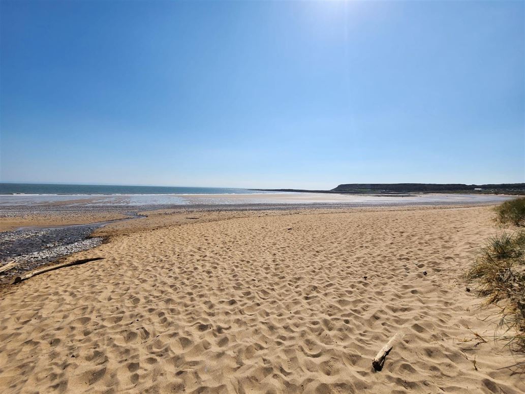 Tide's Embrace,Scurlage, Swansea, Wales