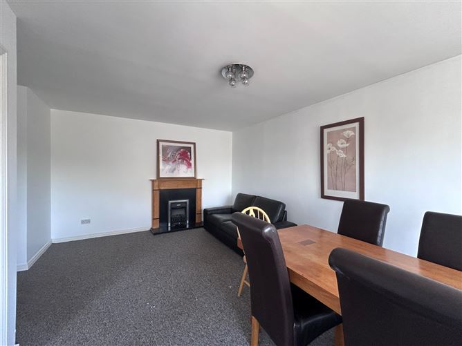 21 Dominics Court, Cashel, Co. Tipperary