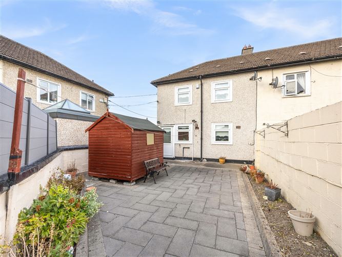 Photo 30 of 34 — 102 Captains Avenue, Crumlin, Dublin 12
