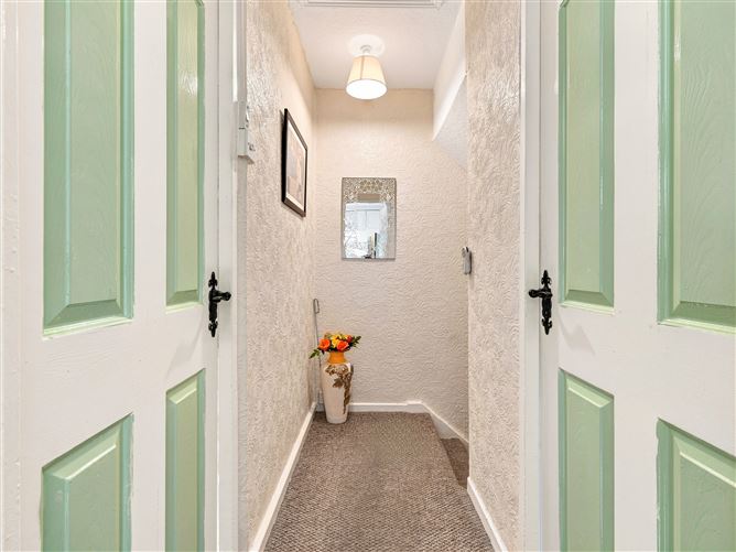 Photo 25 of 34 — 102 Captains Avenue, Crumlin, Dublin 12