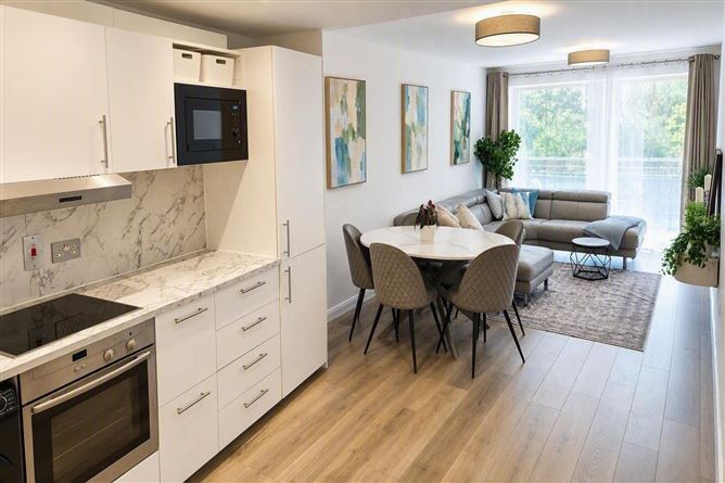 Alexandra Walk, Adelaide Square, Whitefriar St, Christchurch,   Dublin 8, D08F704