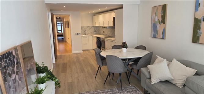 https://photos-a.propertyimages.ie/media/6/8/8/5022886/063c8b88-03fd-48e7-ada4-3701b6882a5b_l.jpeg