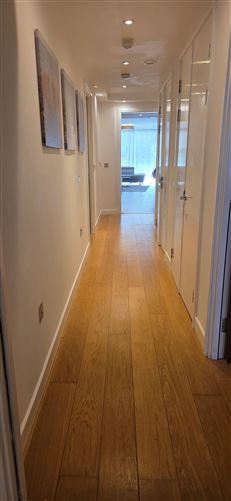 https://photos-a.propertyimages.ie/media/6/8/8/5022886/063c8b88-03fd-48e7-ada4-3701b6882a5b_l.jpeg