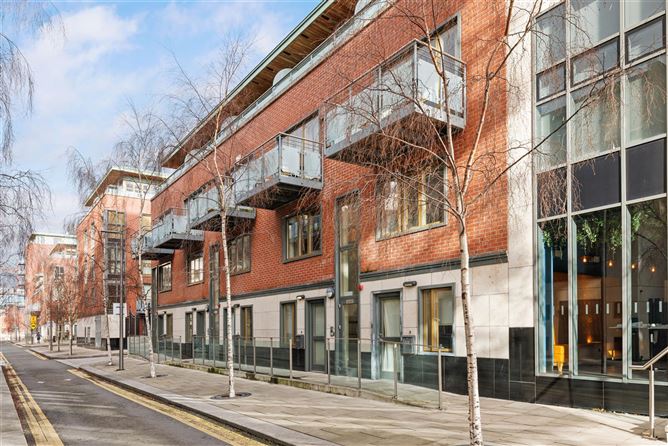 Main image for 109 Longboat Quay South, Grand Canal Dk, Dublin 2