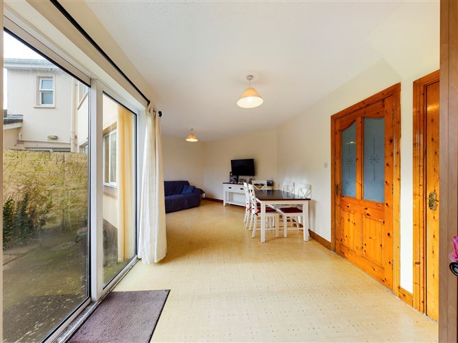 26 Park Avenue, Ennis, Co. Clare.