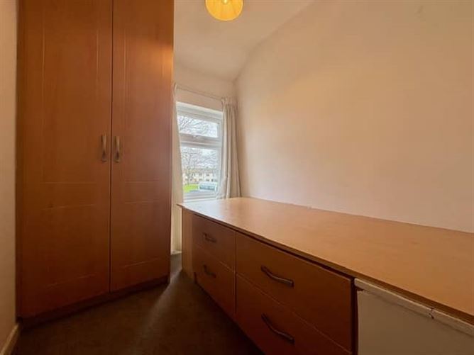 Stanford Green, Walkinstown, Dublin 12 (Single room)