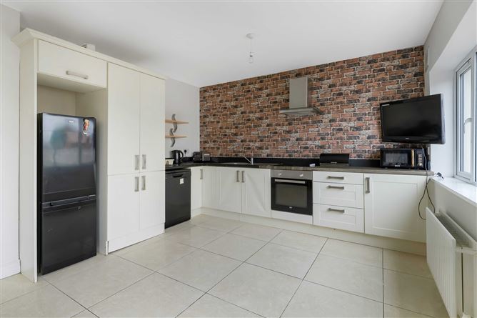 Photo 7 of 25 — 10 Westview, Ashbourne, Co. Meath