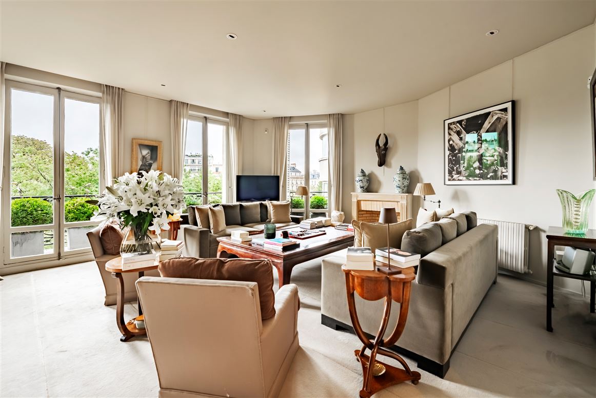 Parisian Grandeur,Paris,Île-de-France,France