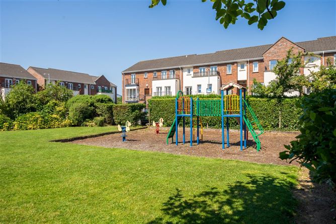 Photo 18 of 20 — 68 Blasket Square, Waterville, Blanchardstown, Dublin 15