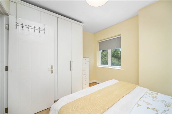 Photo 11 of 20 — 68 Blasket Square, Waterville, Blanchardstown, Dublin 15