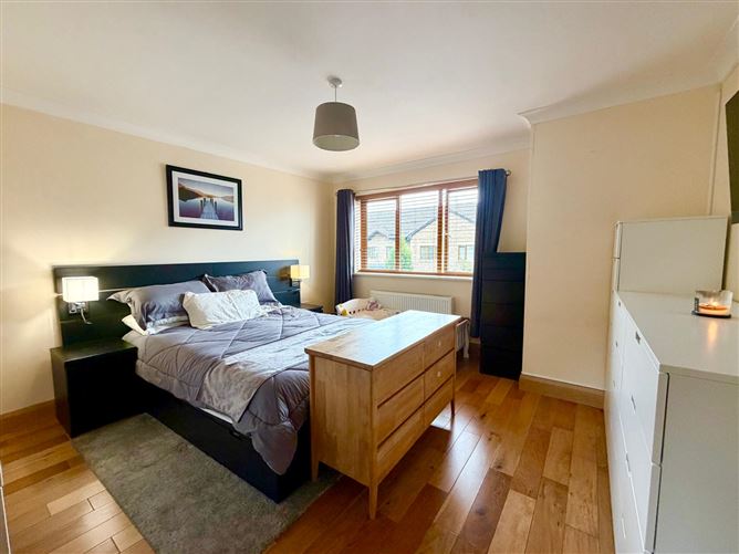 Photo 10 of 22 — 28 Cois Farraige, Blackrock, Louth
