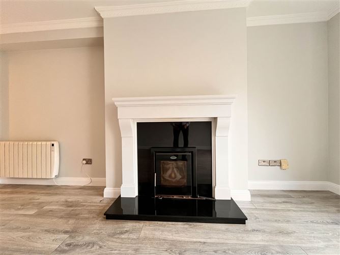 33 Ocean Wave, Salthill, Galway, County Galway