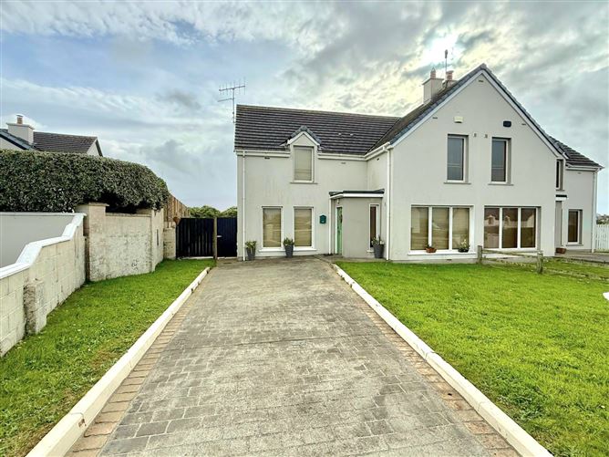 31 Lighthouse Village, Fenit, Fenit, Co. Kerry, V92CR98