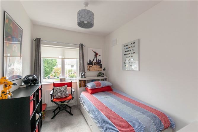 11 Orby Close, The Gallops, Leopardstown, Dublin 18
