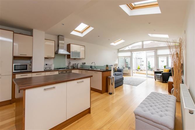 11 Orby Close, The Gallops, Leopardstown, Dublin 18