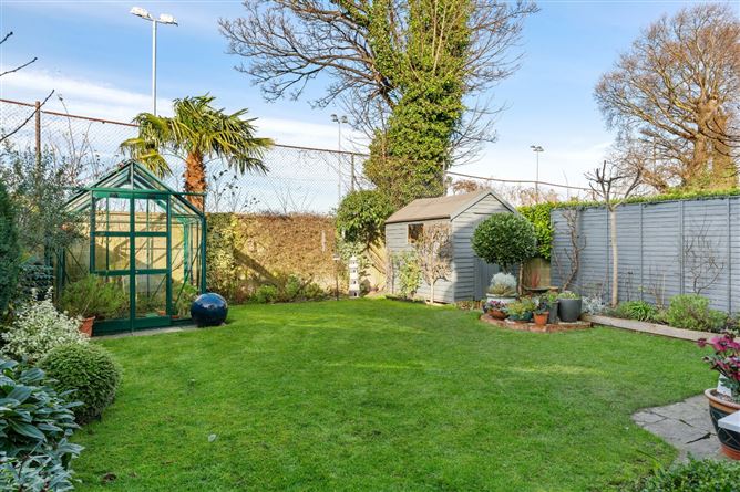 124 Rowanbyrn, Deansgrange, Blackrock, Co. Dublin