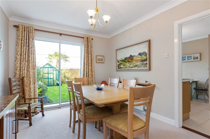 124 Rowanbyrn, Deansgrange, Blackrock, Co. Dublin
